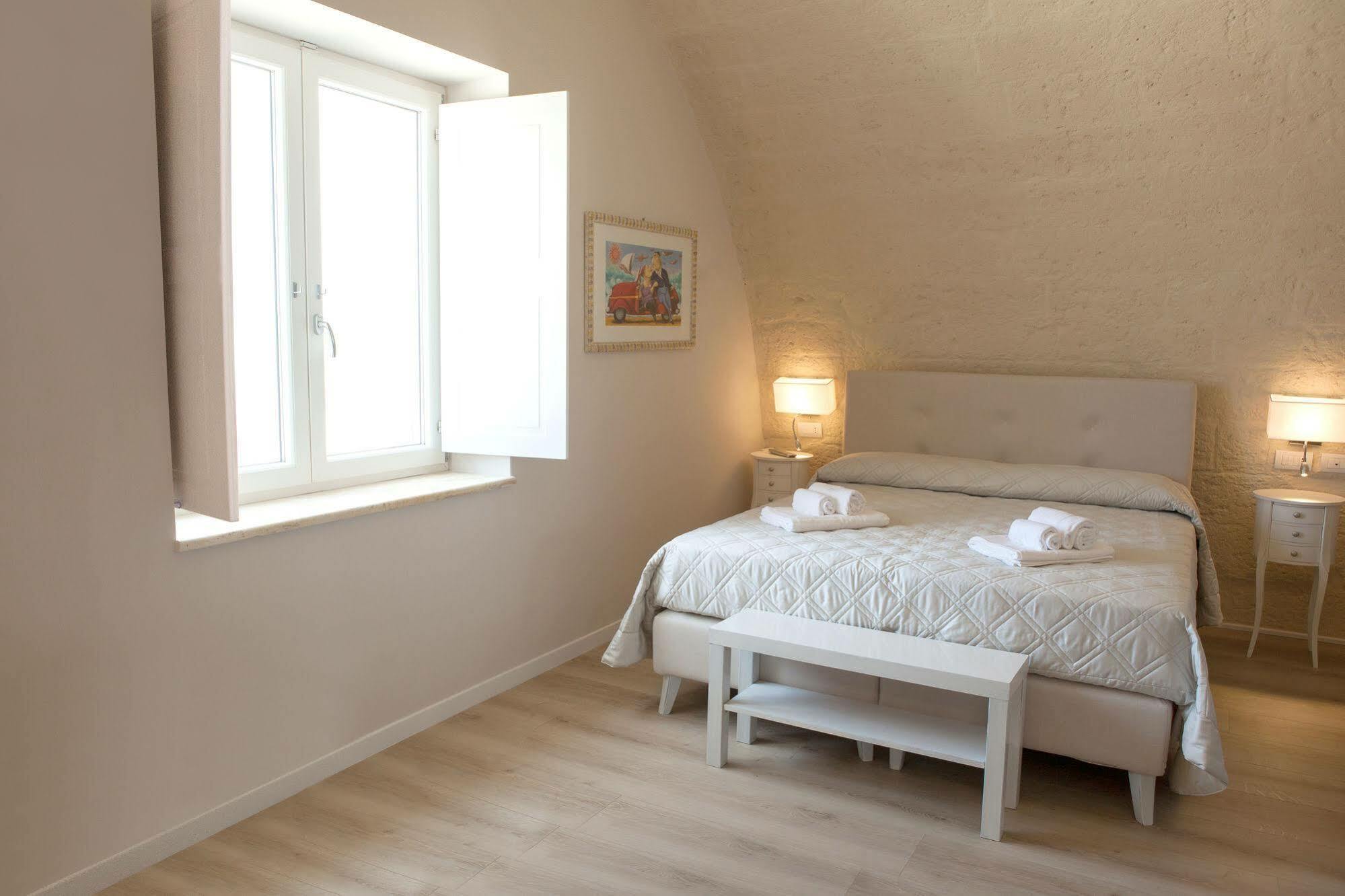 Tenuta Danesi & Bubble Rooms Matera Exterior photo